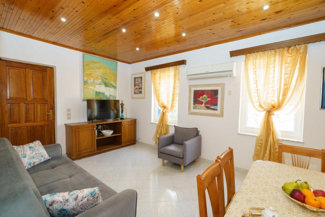 Hydra'S Harbor Hideaways - Cozy Coastal Getaways Apartman Kültér fotó