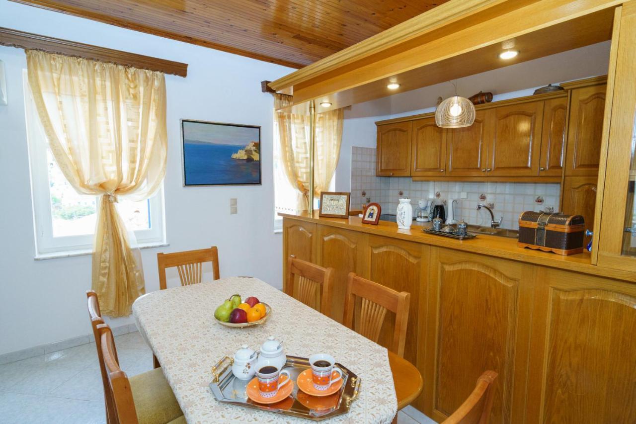Hydra'S Harbor Hideaways - Cozy Coastal Getaways Apartman Kültér fotó