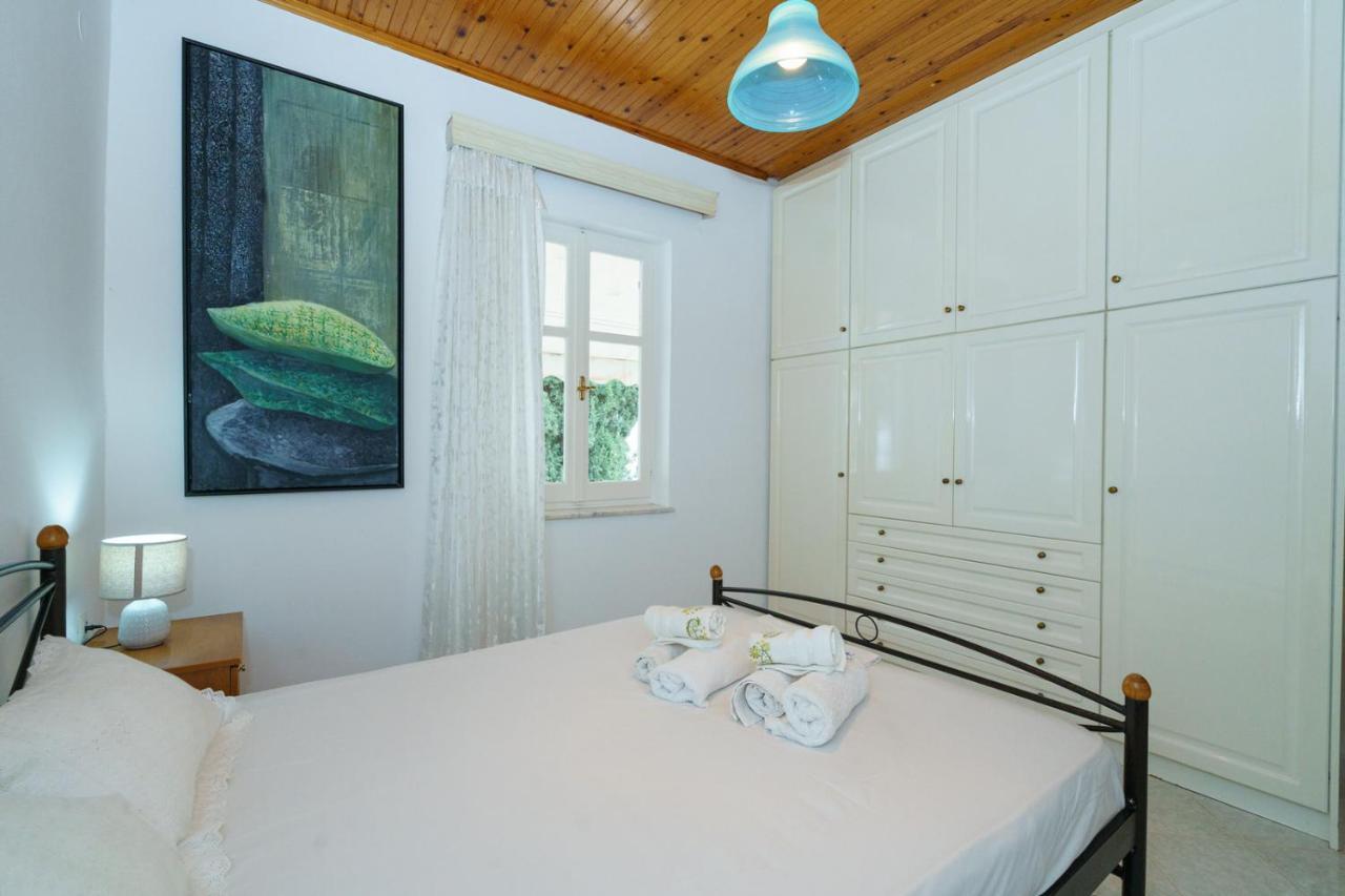Hydra'S Harbor Hideaways - Cozy Coastal Getaways Apartman Kültér fotó