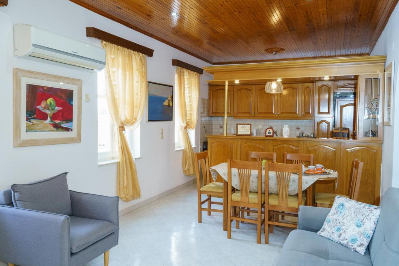 Hydra'S Harbor Hideaways - Cozy Coastal Getaways Apartman Kültér fotó