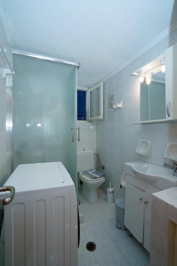 Hydra'S Harbor Hideaways - Cozy Coastal Getaways Apartman Kültér fotó