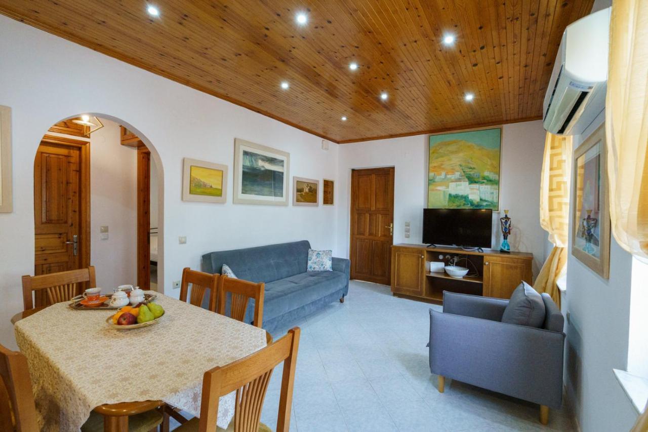 Hydra'S Harbor Hideaways - Cozy Coastal Getaways Apartman Kültér fotó