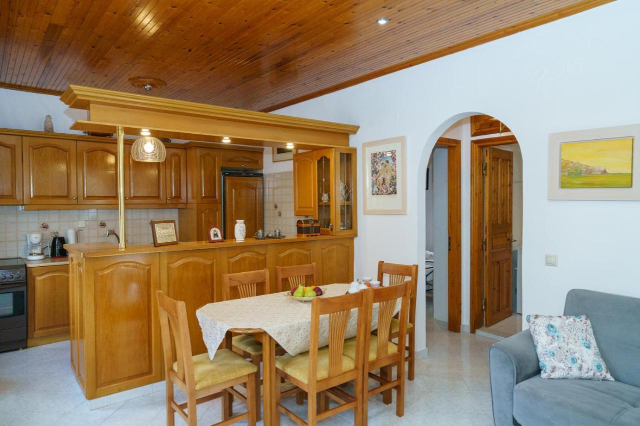 Hydra'S Harbor Hideaways - Cozy Coastal Getaways Apartman Kültér fotó