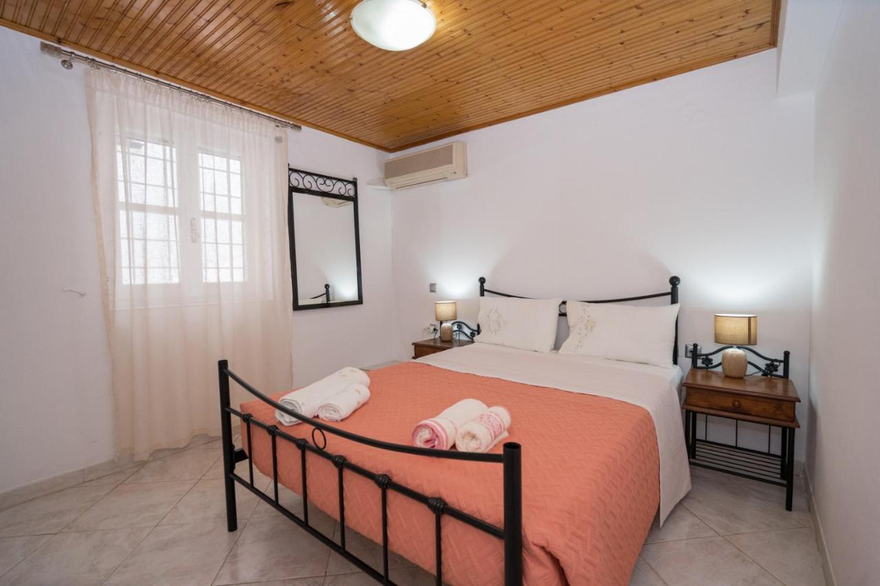 Hydra'S Harbor Hideaways - Cozy Coastal Getaways Apartman Kültér fotó